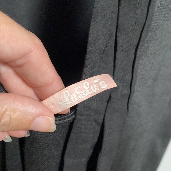 Lulu’s Dress - Picture 4 of 5